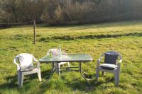 Maison à l'ancienne avec grand terrain , animaux bienvenus - B&B Le Creusot