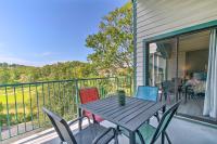 B&B Branson - Branson Condo with Pool Access and Golf Course View! - Bed and Breakfast Branson