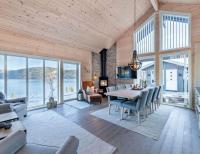 Modern cabin with panoramic view of the Nisser See - Chambres d’hôtes Trontveit