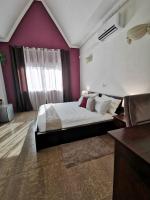 B&B Cotonou - L'Address Bar-Piscine-Restaurant - Bed and Breakfast Cotonou