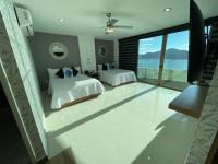 Quadruple Room with Sea View