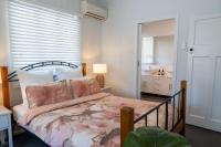 B&B Brisbane - The Hawthorne - Bed and Breakfast Brisbane