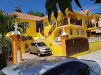 B&B Dennery - Casa De Amor Suites and Tours - Bed and Breakfast Dennery