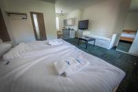 Habitación Cuádruple - vistas al jardín