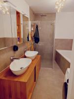 Deluxe Double or Twin Room with Shared Bathroom