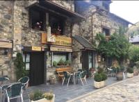 Hostal Rural Sant Climent - Habitacions i Apartaments - B&B Taüll