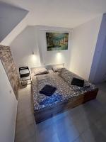 The rainbow 1 & free motorcycle parking - B&B Sofia