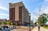 B&B Wilmington - Water Street Condos - Bed and Breakfast Wilmington