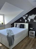 Studio 76 with double bed