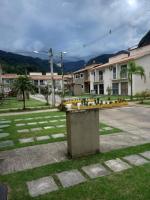 Linda casa em Condomínio no Sahy - Ferienwohnung Mangaratiba
