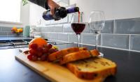 2BR-Gayton Apt-FREE Parking-Fully Equipped-Short, Mid term stays - Chambres d’hôtes Doncaster