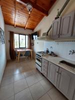 "La Guarida" estamos frente a la Terminal - B&B Tandil