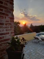 Rosso Di Sera - B&B Novello