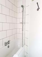 3 bed flat Cardiff Central Location - B&B Cardiff