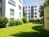 Penthouse-Studio mit Terrasse und Stadtblick - (Pool)