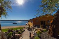 Gorgeous Triplex Unit With Spectacular Lake Views! - B&B