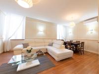The Best Rent - Stylish one-bedroom apartment in Piazza Barberini - Ferienwohnung Rom