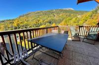 B&B Briançon - Large chalet with terrace and view in Briançon - Bed and Breakfast Briançon