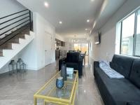 Delightful Town Home close to DTLA - B&B
