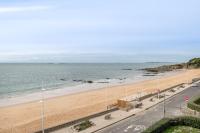 Face à la mer, appartement sous les toits pour 4 - Ferienwohnung