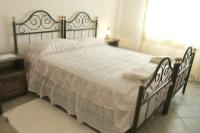Deluxe Room (2 Adults + 1 Child)