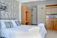 Studio (2 Adults)