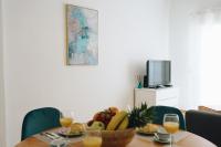 Host Wise - Sweet & Sunny Flat - Ace Location - B&B