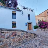 Casa Leyendas de Cáceres - en plena zona monumental - B&B