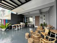 B&B Johor Bahru - D' Niice Garden 2 Bukit Indah 7 Mins Legoland - Bed and Breakfast Johor Bahru