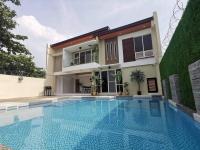 B&B Cainta - Newly Built Private Villa with Pool in Cainta - Bed and Breakfast Cainta