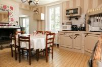 Charmante maison jardin à 100 mètres du Clos Lucé - Bed and Breakfast Amboise