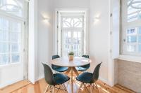 Cedofeita Balcony with Free Parking - B&B Porto