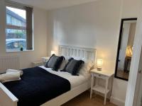 Lovely 2 Bedroom 2 Bathroom Apartment with Parking - Bed and Breakfast