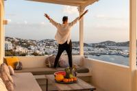 Yalos mykonos 3 bedroom Luxury home in Mykonos Town with Sea & Sunset view - Chambres d'hôtes Táchi