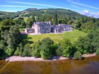 B&B Luss - Lomond Castle Penthouse - Bed and Breakfast Luss