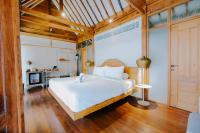 Tunjung Villa with Private Pool
