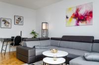 B&B Magdeburg - JeyFL Apartments: Zentral - stilvoll - komfortabel - Bed and Breakfast Magdeburg