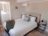 B&B Brisbane - Coorparoo Comfort Apartment - Bed and Breakfast Brisbane