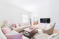 La Villette sleeps 9 fireplace BBQ Pet Friendly - B&B Katoomba