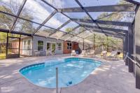 B&B Ocean Springs - Blissful Beach Retreat with Screened-in Pool - Bed and Breakfast Ocean Springs