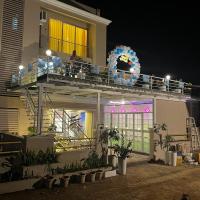 The Retreat-Pool Villa 5BHK with Indoor pool and 1200sq feet deck area - Ferienwohnung Igatpuri