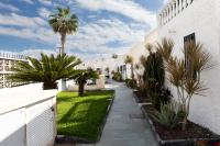 Detached 3-story home, seafront and central - Ferienwohnung Las Américas