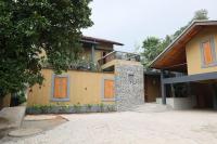 B&B Hikkaduwa - Villa Ananta - 3 Bedroom - Bed and Breakfast Hikkaduwa