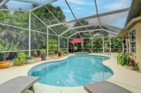 B&B Naples - Pet Friendly Pool Home in River Reach of Naples FL - Bed and Breakfast Naples