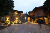 B&B Hikkaduwa - Villa Ananta - 2 Bedrooms with Jacuuzi - Bed and Breakfast Hikkaduwa