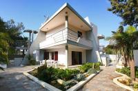 Five-Bedroom Villa