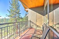 B&B Bend - Breathtaking Bend Condo with Resort Amenities! - Bed and Breakfast Bend