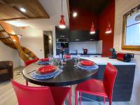 Bel duplex à Chamonix avec poêle à bois, WiFi, parking - FR-1-343-166 - B&B Chamonix-Mont-Blanc