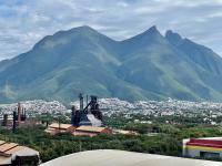 B&B Monterrey - Industrial stylish 3-br. apartment & city views in front of Parque Fundidora & Arena Mty - Bed and Breakfast Monterrey