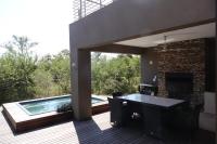 Luxury Mjejane Park Lodge - Private Pool & Sundeck - B&B Hectorspruit